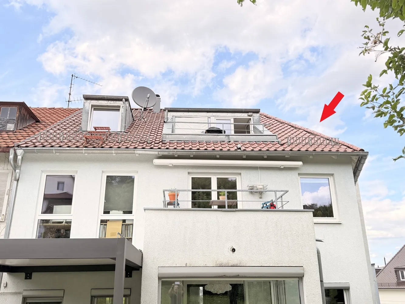 6 Zimmer Wohnung mit 159 m² in Stuttgart – Bild 2