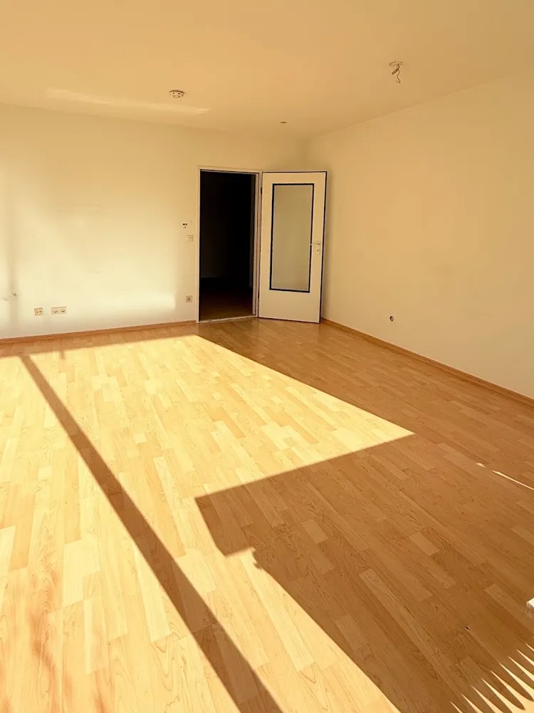 3 Zimmer Wohnung mit 108 m² in München – Bild 6