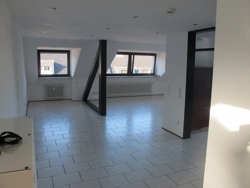 3 Zimmer Wohnung mit 68 m² in Essen – Bild 2