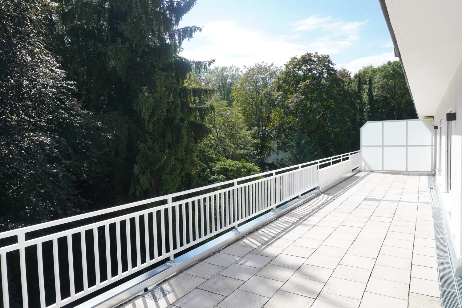 5 Zimmer Wohnung mit 184 m² in München – Bild 11