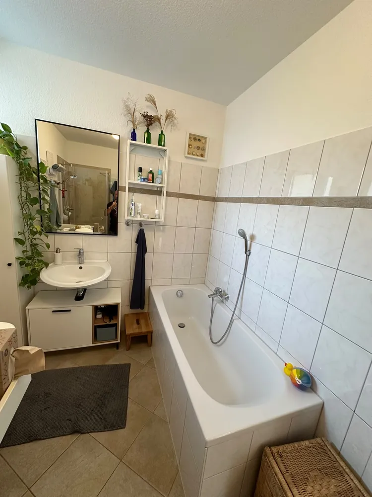 3 Zimmer Wohnung mit 109 m² in Wiesbaden – Bild 2