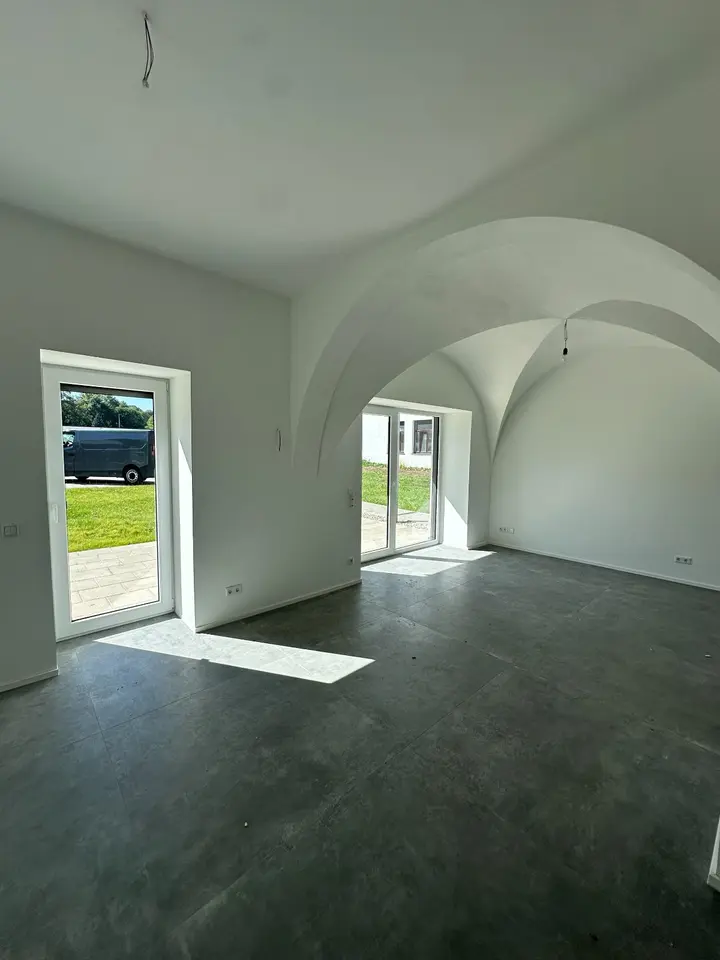 5 Zimmer Wohnung mit 130 m² in Crimmitschau – Bild 2