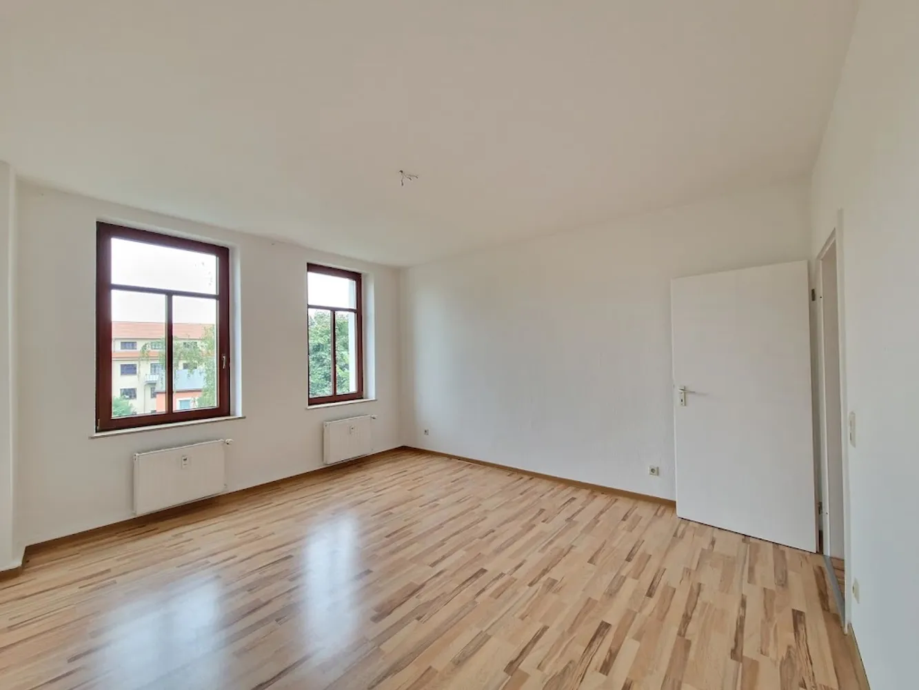 2 Zimmer Wohnung mit 64 m² in Dresden – Bild 2