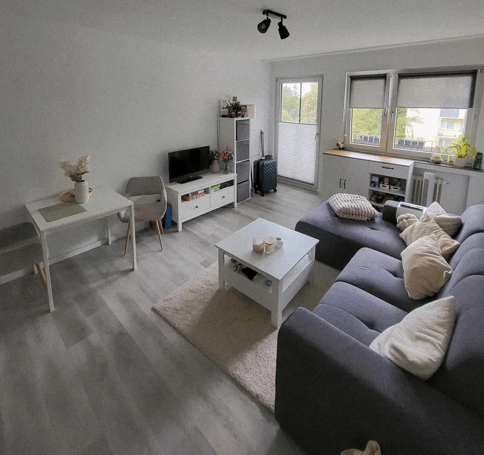 2 Zimmer Wohnung mit 38 m² in Bergisch Gladbach – Bild 2