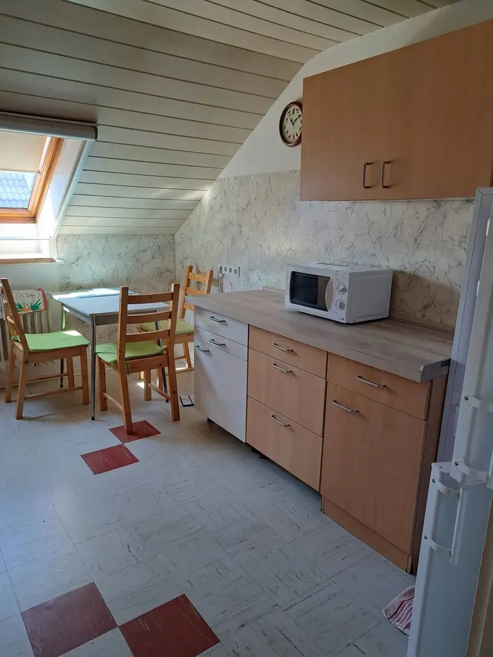 2 Zimmer Wohnung mit 48 m² in Karlsruhe – Bild 2