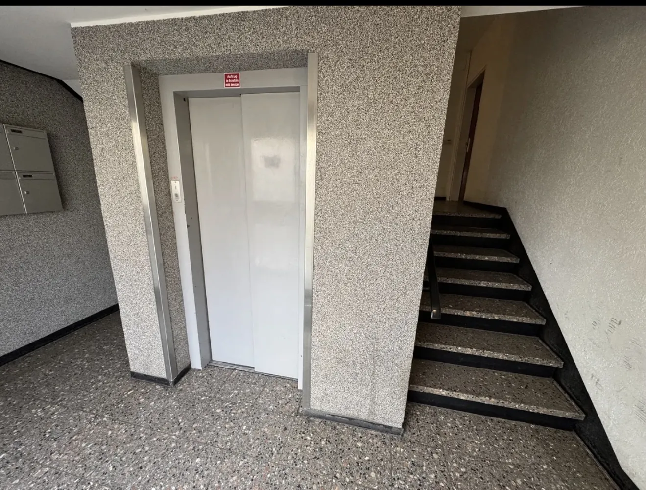 4 Zimmer Wohnung mit 100 m² in Mönchengladbach – Bild 2