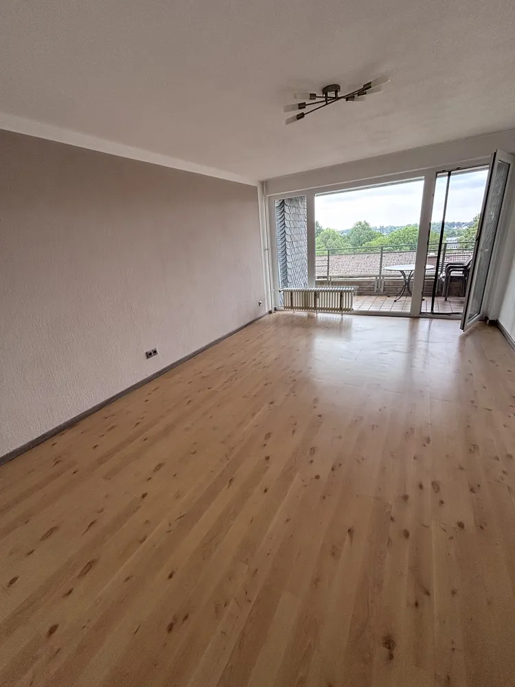 2 Zimmer Wohnung mit 74 m² in Leverkusen – Bild 1