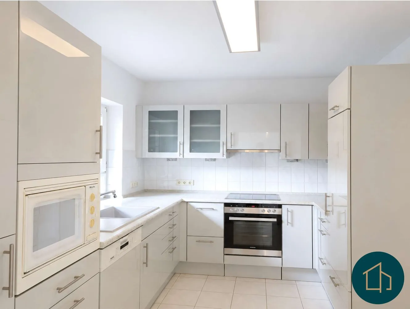 3 Zimmer Haus mit 140 m² in Hamburg – Bild 9