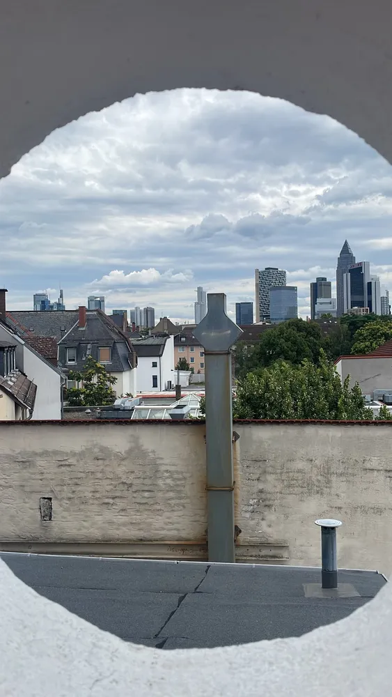 2 Zimmer Wohnung mit 80 m² in Frankfurt am Main – Bild 3