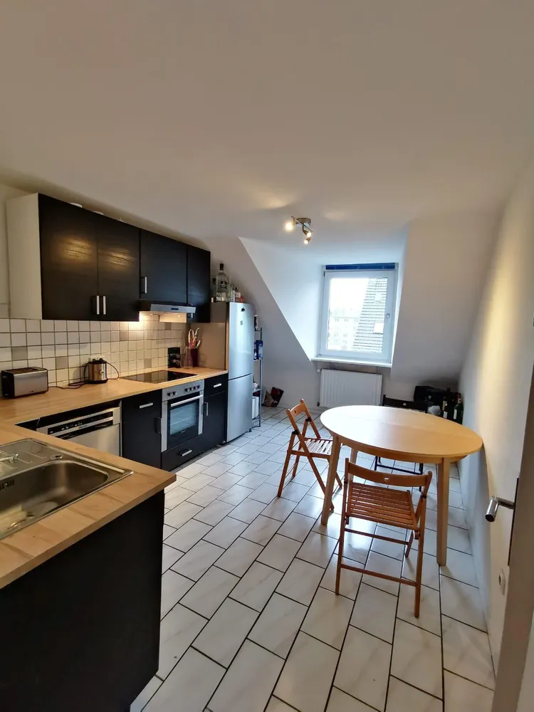 5 Zimmer Wohnung mit 115 m² in Düsseldorf – Bild 9
