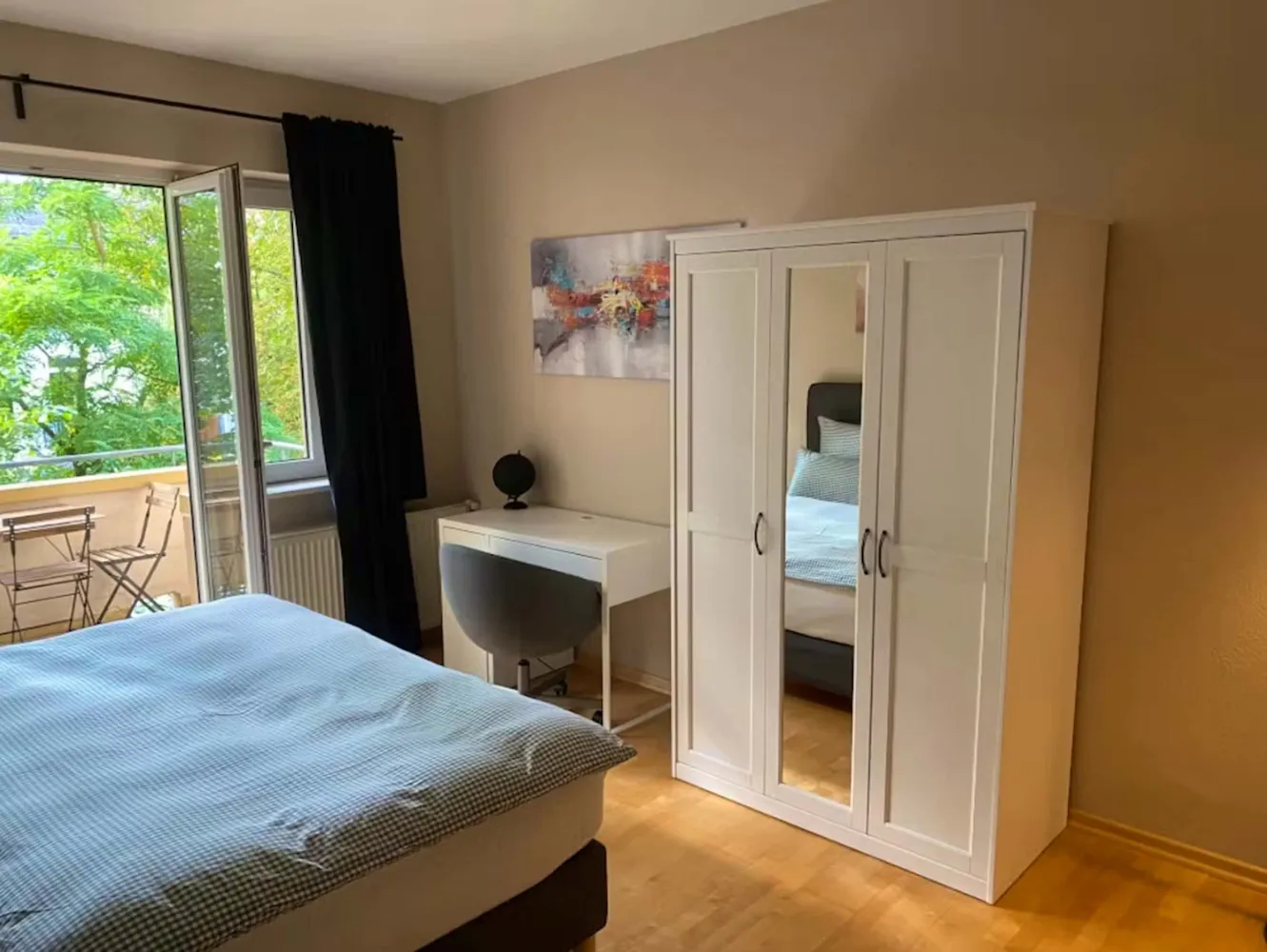 WG-Zimmer mit 25 m² in Frankfurt am Main – Bild 3