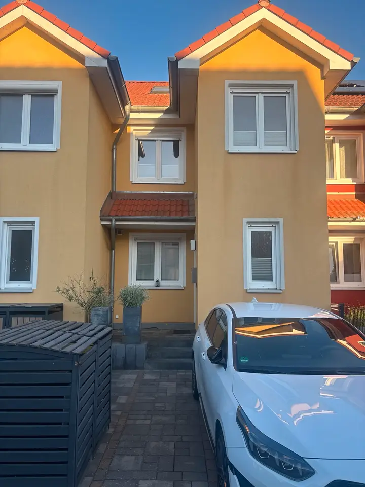 4 Zimmer Haus mit 118 m² in Bernau bei Berlin – Bild 1