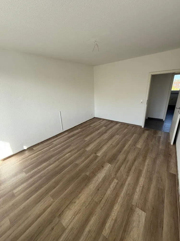 3 Zimmer Wohnung mit 61 m² in Halle (Saale) – Bild 2