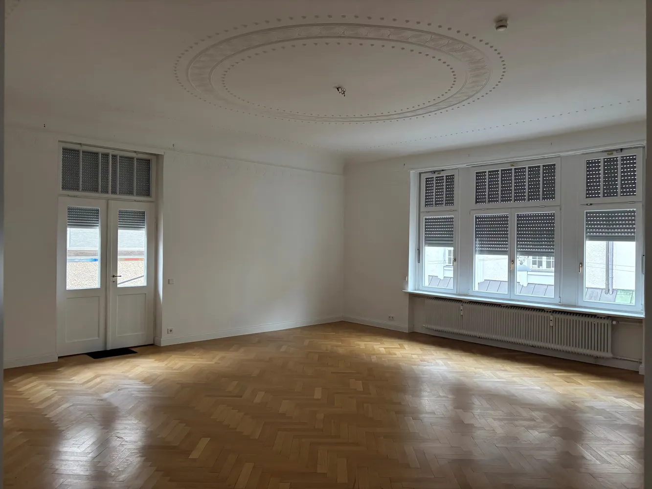 5 Zimmer Wohnung mit 330 m² in München – Bild 5
