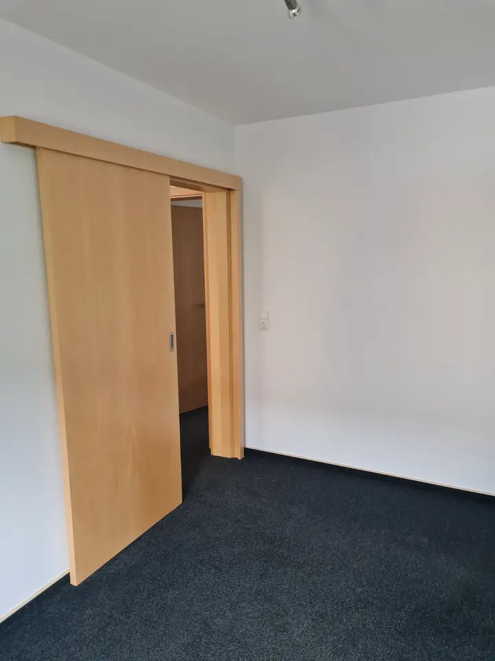 4 Zimmer Wohnung mit 101 m² in Wiesbaden – Bild 4