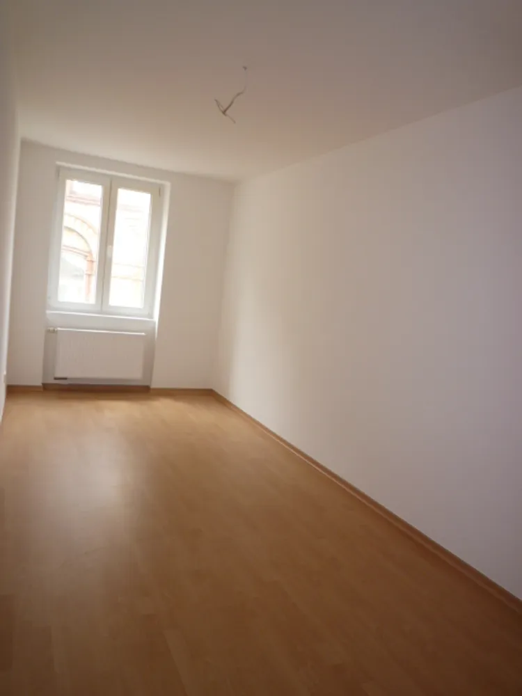 3 Zimmer Wohnung mit 108 m² in Wiesbaden – Bild 5