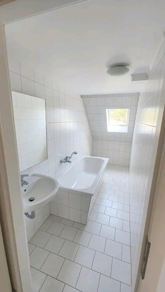 2 Zimmer Wohnung mit 56 m² in Halle (Saale) – Bild 6