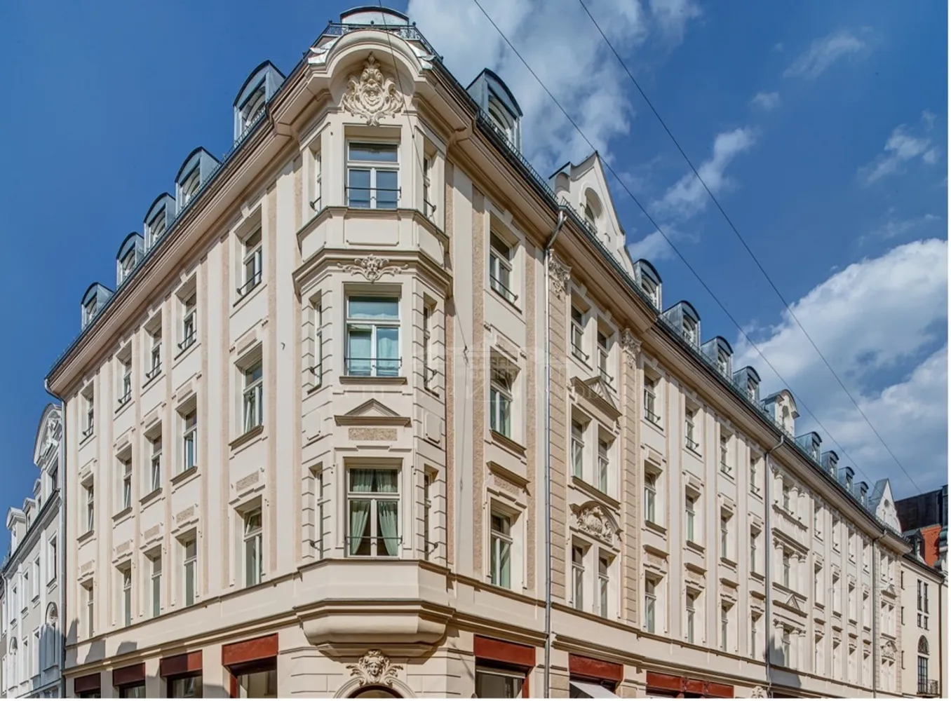 5 room apartment with 239 m² in Munich – Photo 1