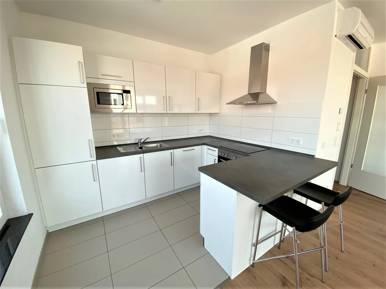 1 Zimmer Wohnung mit 56 m² in Berlin – Bild 8