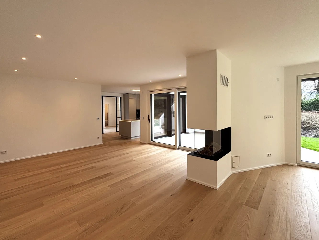 3 Zimmer Haus mit 190 m² in Wiesbaden – Bild 5