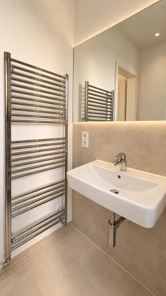 2 room apartment with 60 m² in Düsseldorf – Photo 2