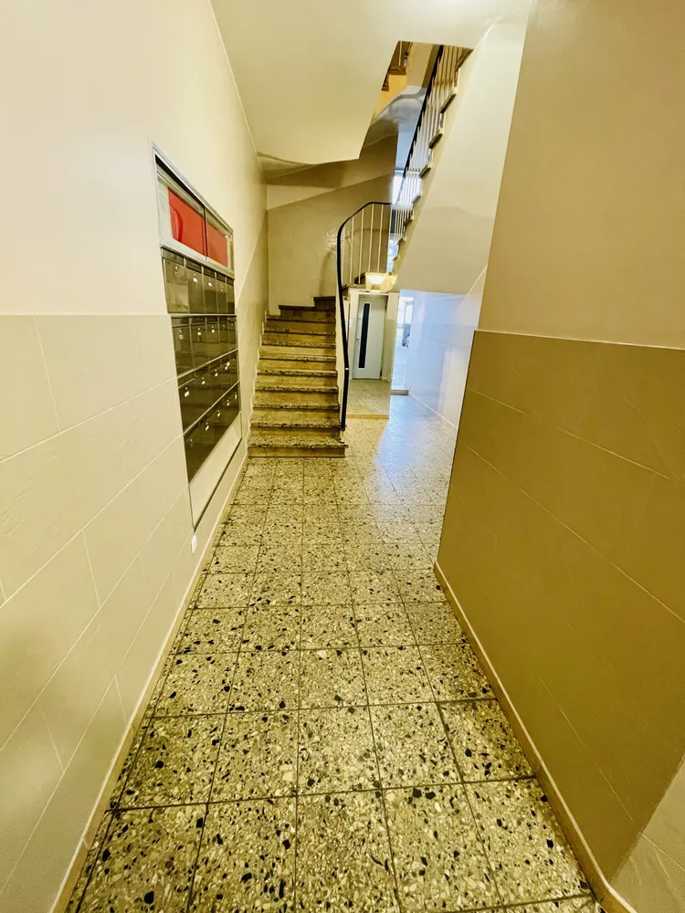 1 Zimmer Wohnung mit 35 m² in Düsseldorf – Bild 12
