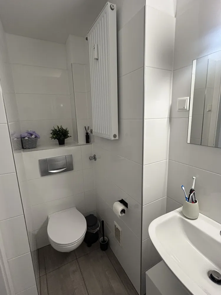 2 room apartment with 50 m² in Cologne – Photo 8