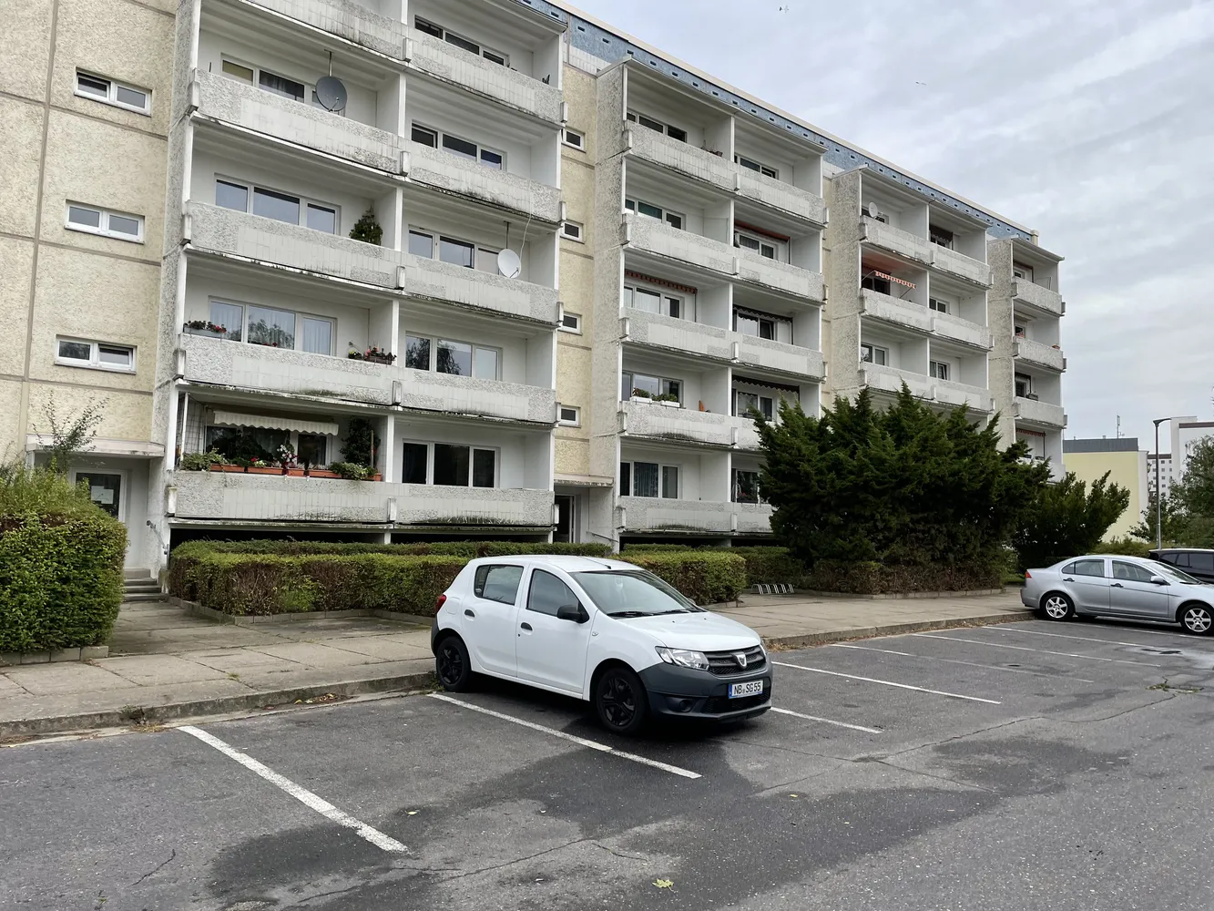 3 Zimmer Wohnung mit 63 m² in Neubrandenburg – Bild 1