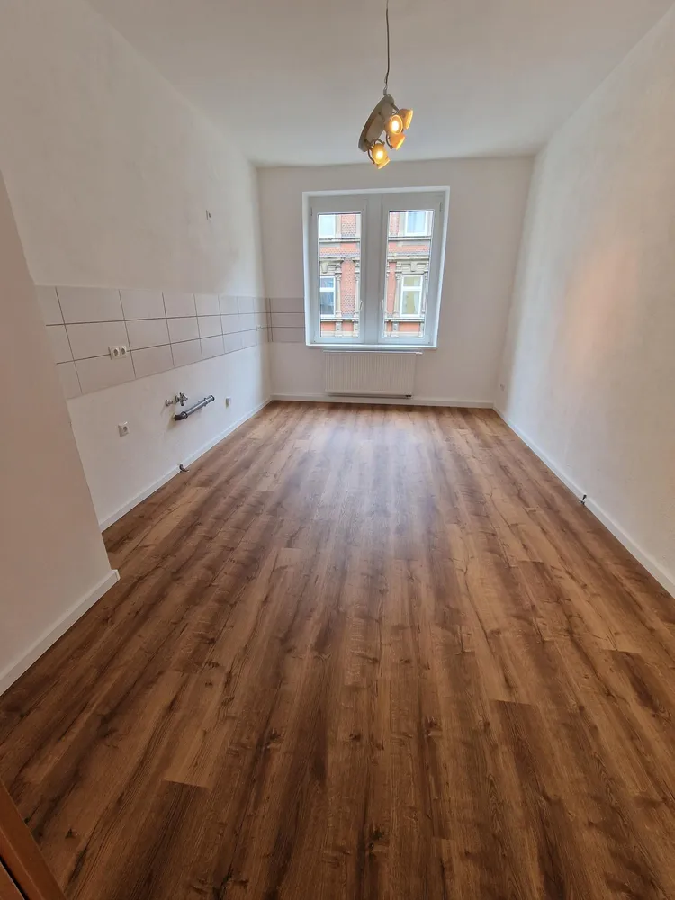 4 Zimmer Wohnung mit 148 m² in Hof – Bild 3