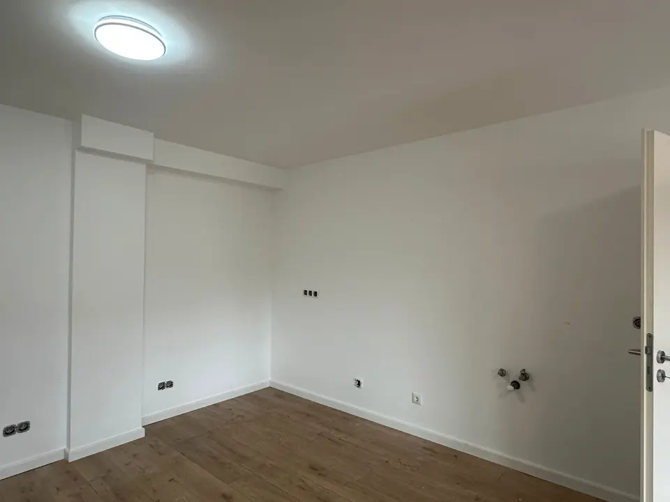 4 Zimmer Wohnung mit 120 m² in Bergisch Gladbach – Bild 2