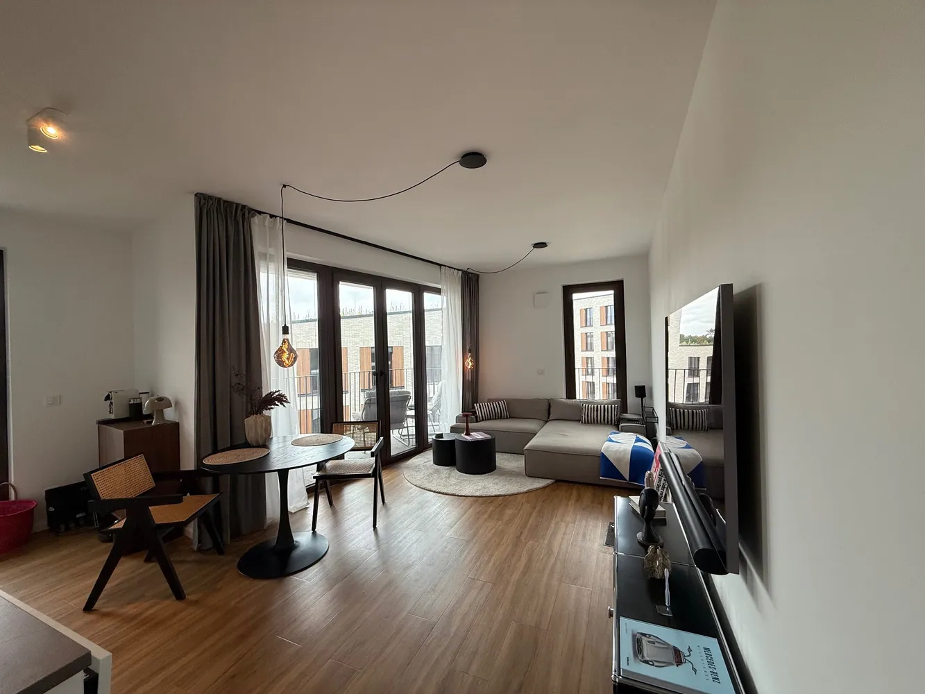 2 Zimmer Wohnung mit 62 m² in Düsseldorf – Bild 2