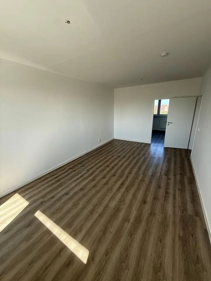 4 Zimmer Wohnung mit 72 m² in Halle (Saale) – Bild 2