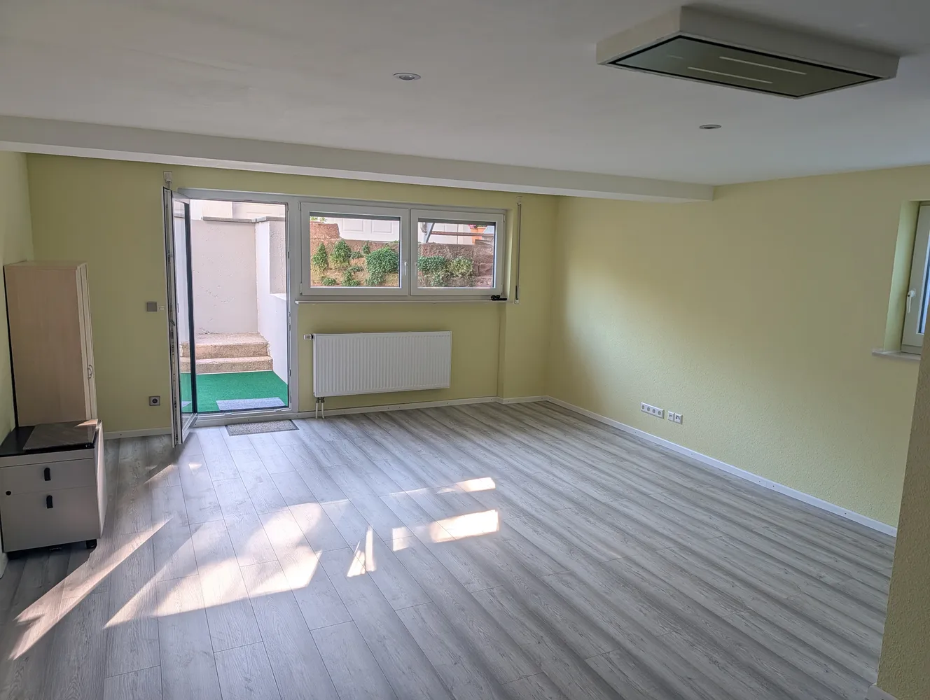 2 Zimmer Wohnung mit 65 m² in Karlsruhe – Bild 2