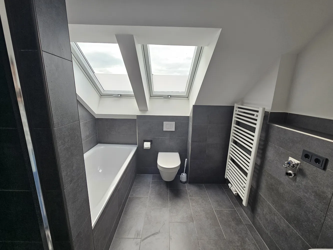 3 Zimmer Wohnung mit 93 m² in München – Bild 3
