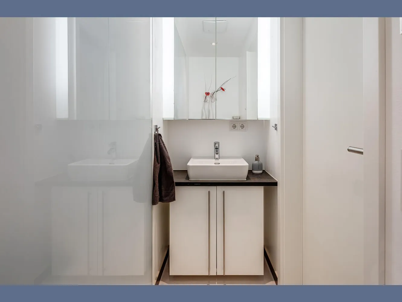 2 Zimmer Wohnung mit 70 m² in München – Bild 9
