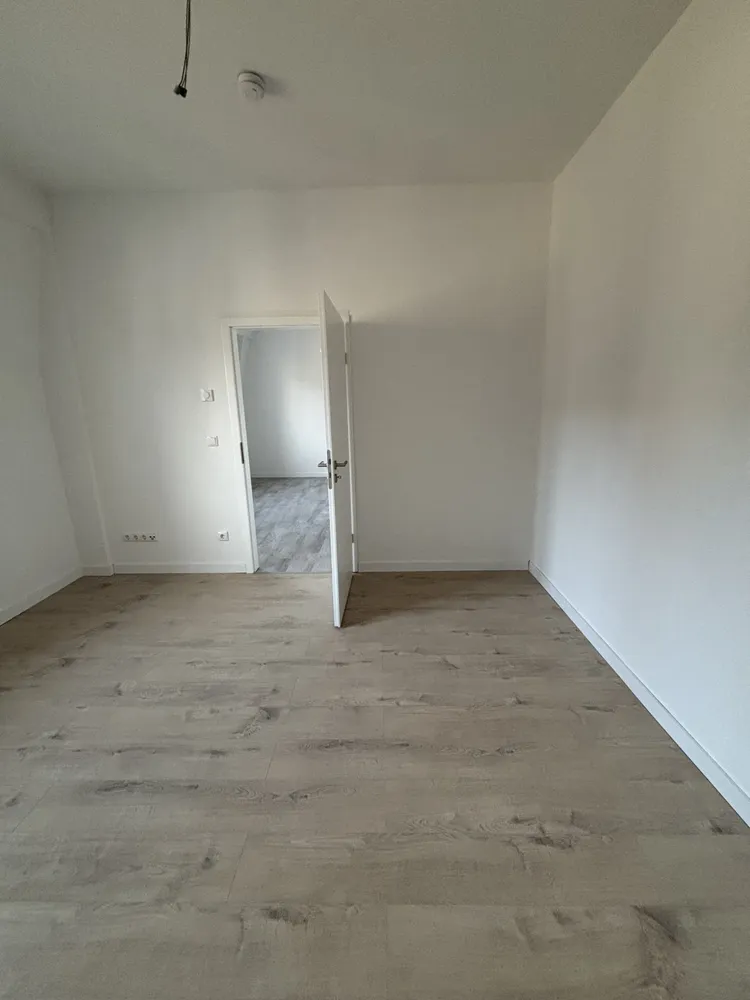 2 room apartment with 70 m² in Leverkusen – Photo 5