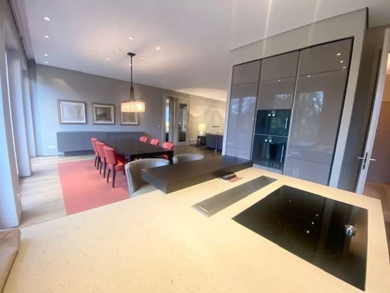 2 Zimmer Wohnung mit 150 m² in Düsseldorf – Bild 7