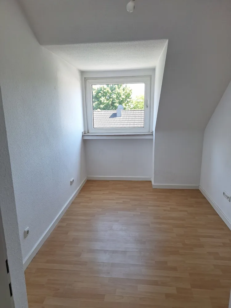 3 Zimmer Wohnung mit 71 m² in Düsseldorf – Bild 2