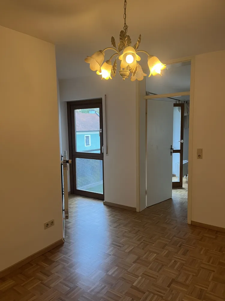 2 Zimmer Wohnung mit 70 m² in Regensburg – Bild 4