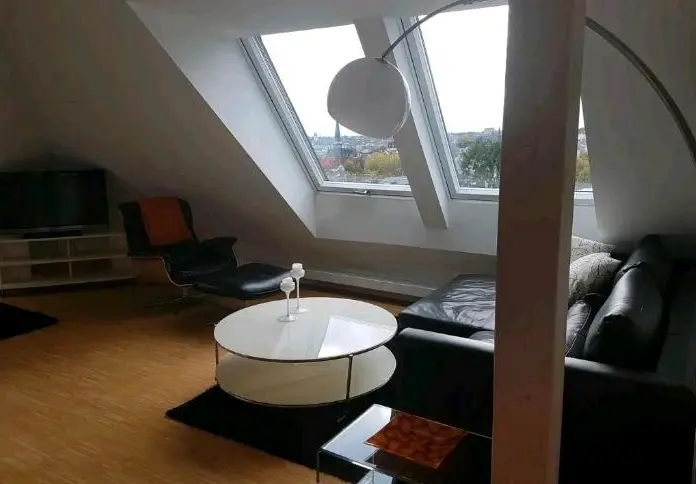 2 Zimmer Wohnung mit 67 m² in Wiesbaden – Bild 2