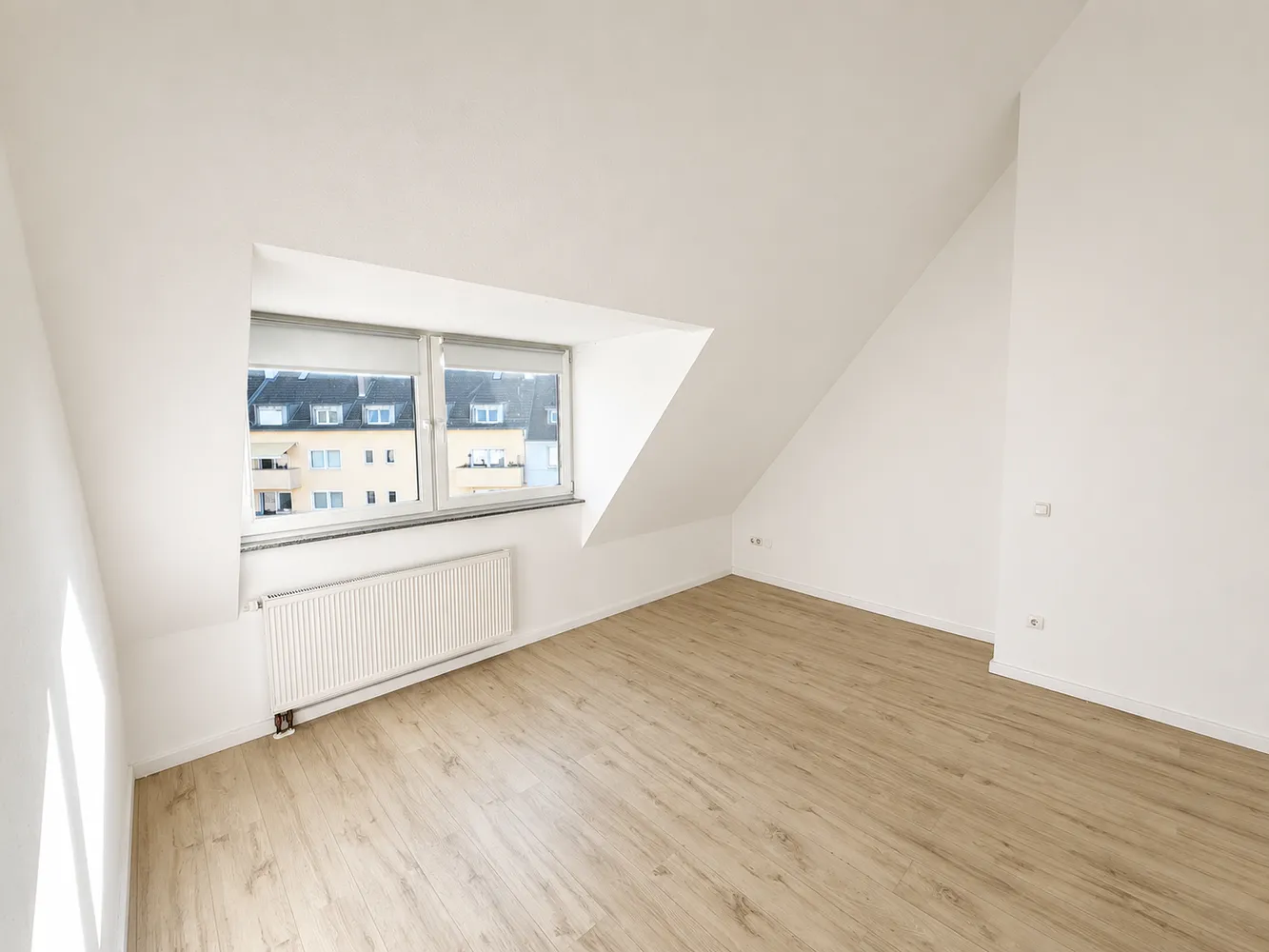 4 Zimmer Wohnung mit 77 m² in Köln – Bild 10