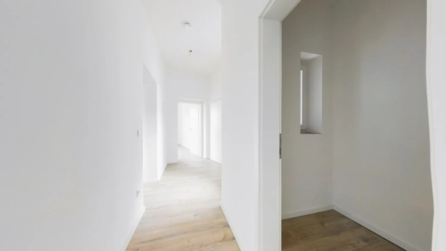 2 Zimmer Wohnung mit 73 m² in Düsseldorf – Bild 6