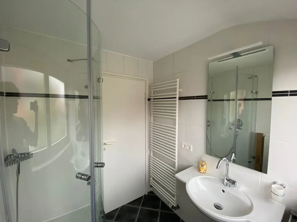 Shared room with 15 m² in Stuttgart – Photo 5