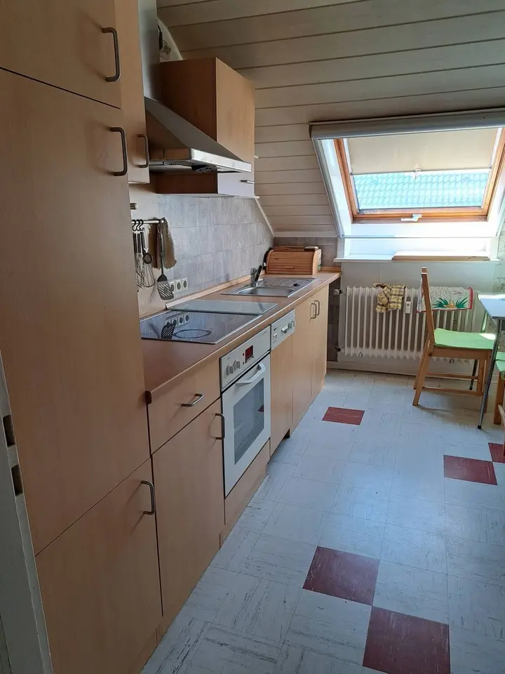 2 Zimmer Wohnung mit 48 m² in Karlsruhe – Bild 1
