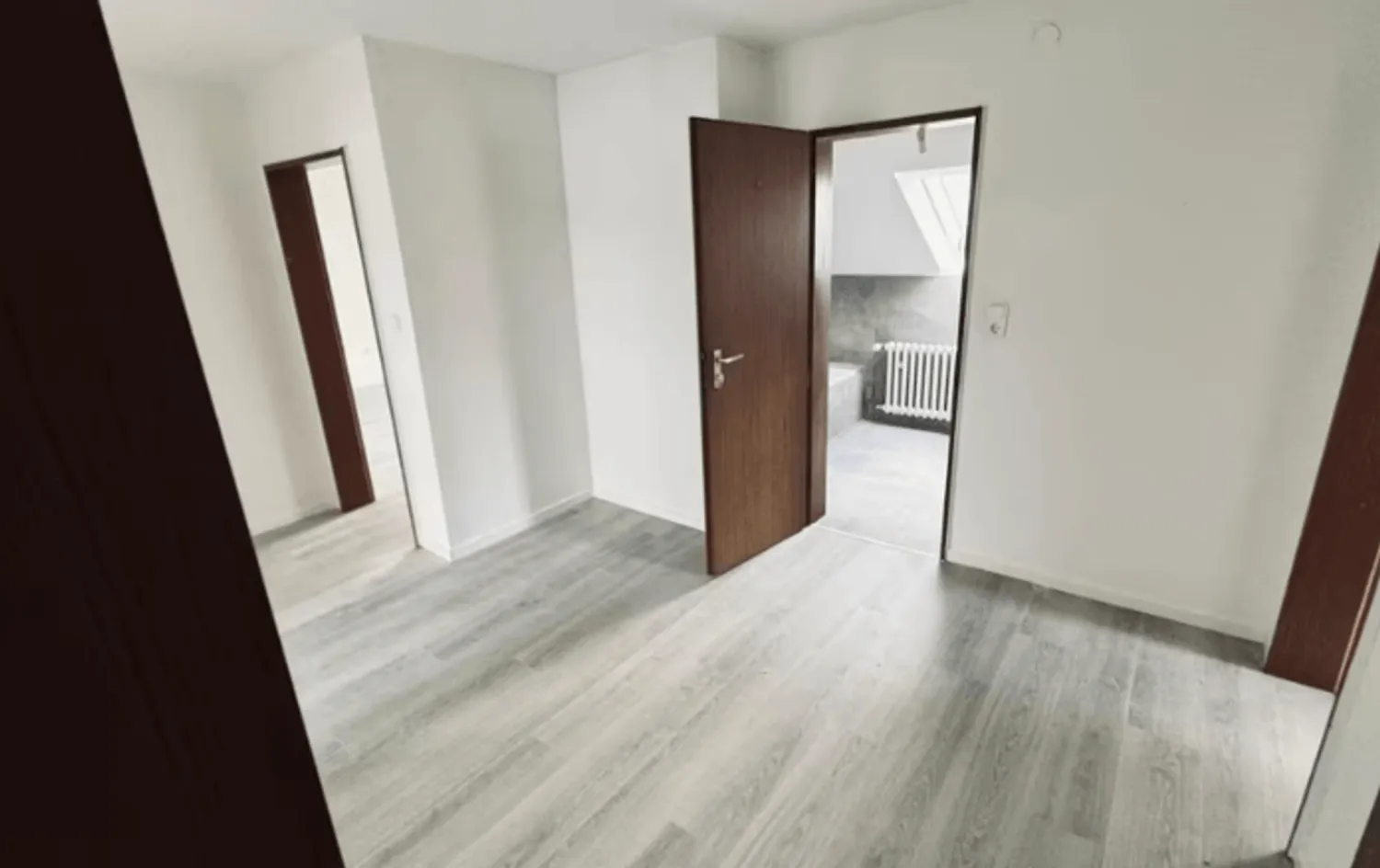 3 Zimmer Wohnung mit 100 m² in Köln – Bild 2