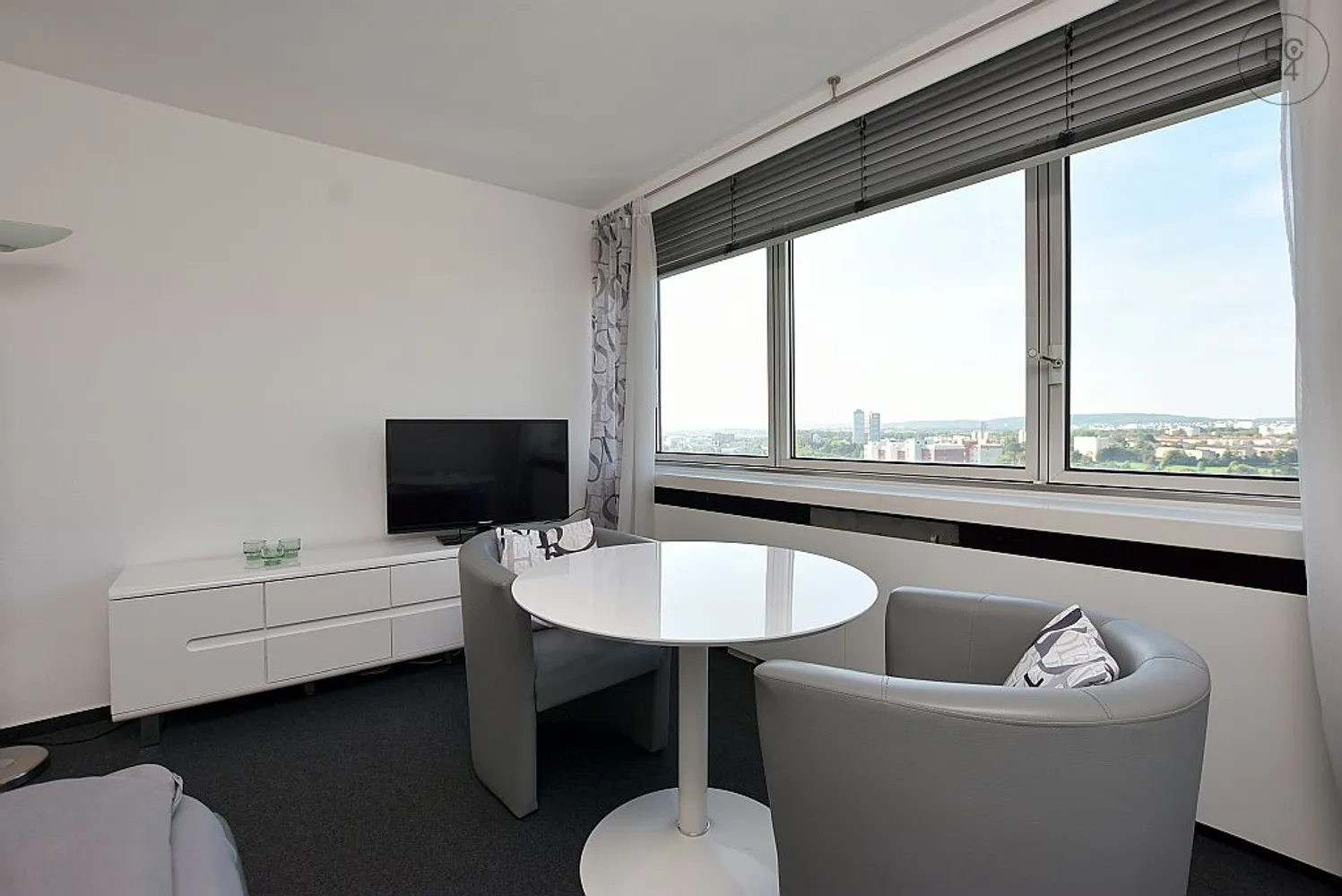 1 room apartment with 25 m² in Stuttgart – Photo 7
