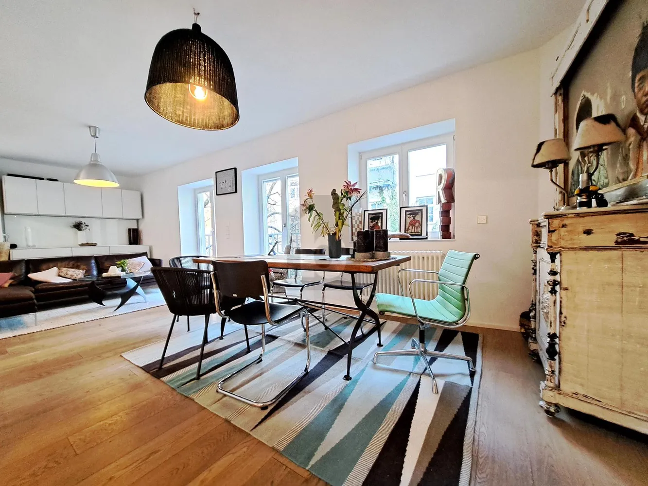 4 Zimmer Wohnung mit 130 m² in München – Bild 4