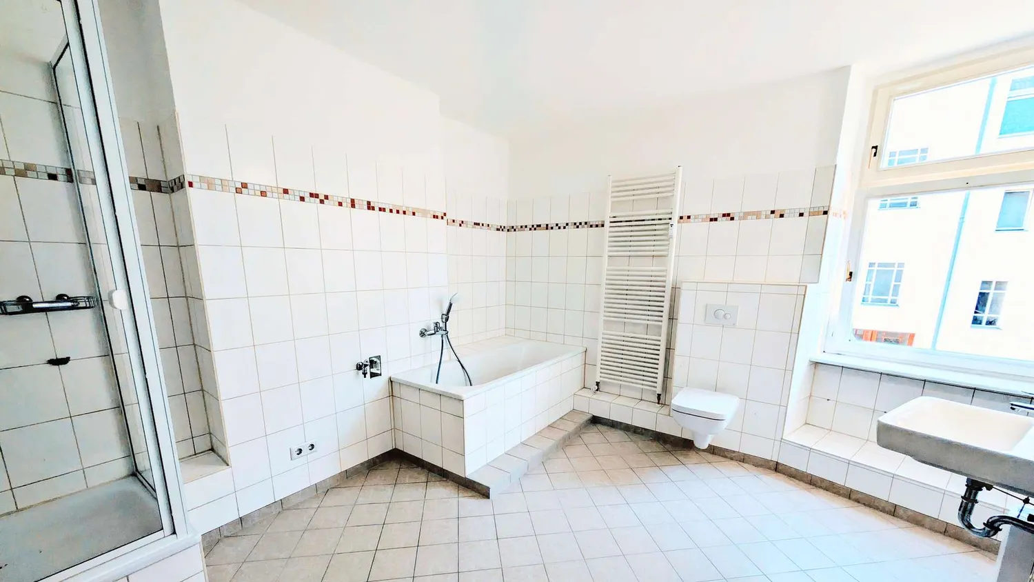 3 Zimmer Wohnung mit 96 m² in Berlin – Bild 6