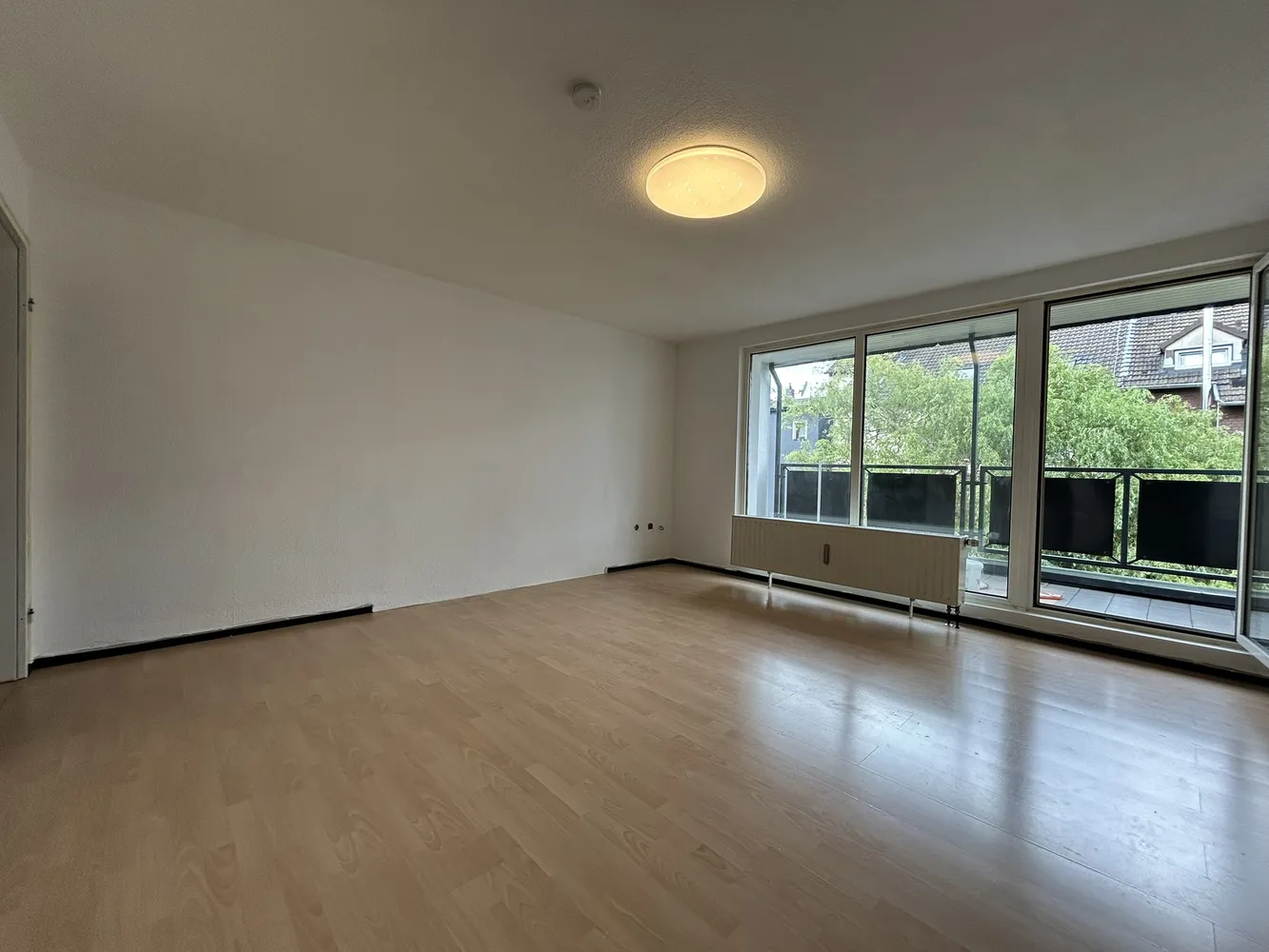 2 Zimmer Wohnung mit 60 m² in Leverkusen – Bild 1