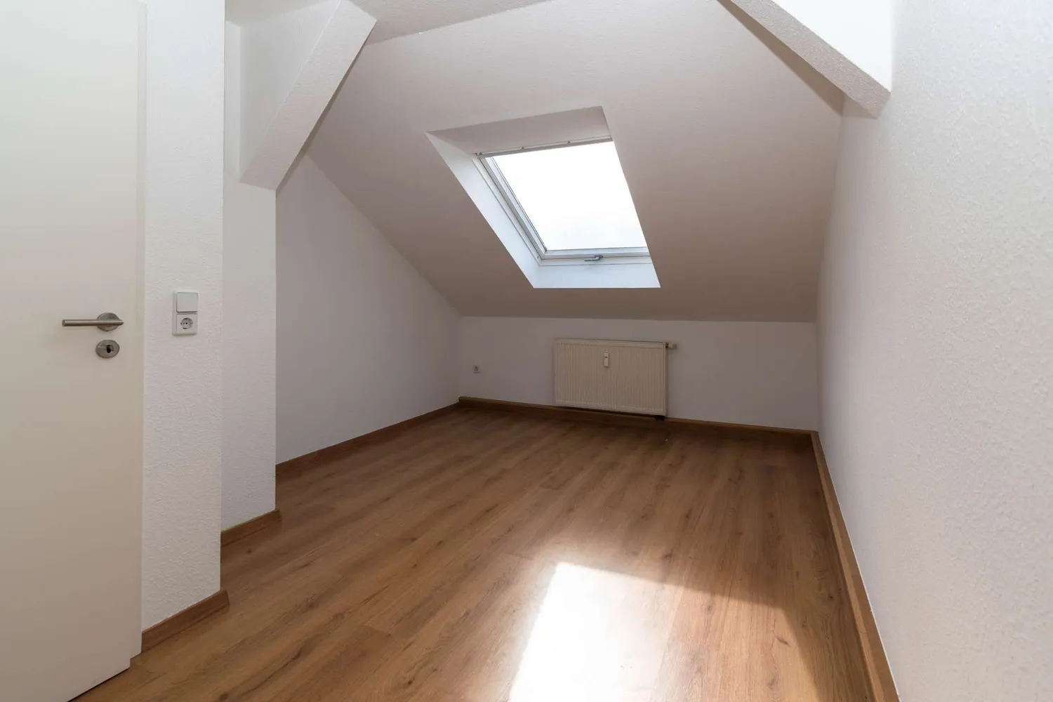 4 Zimmer Wohnung mit 94 m² in Wurzen – Bild 1